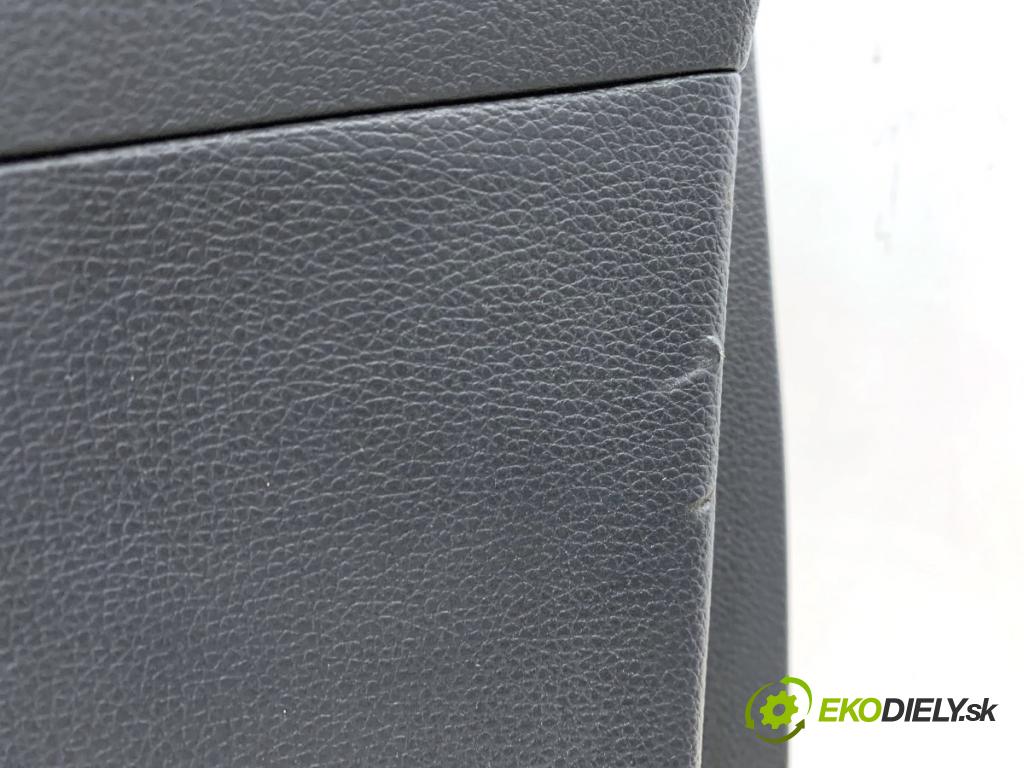 HYUNDAI TUCSON SUV 2015 130 kW 1.6 T-GDi 1591 ča dveře pravý přední část