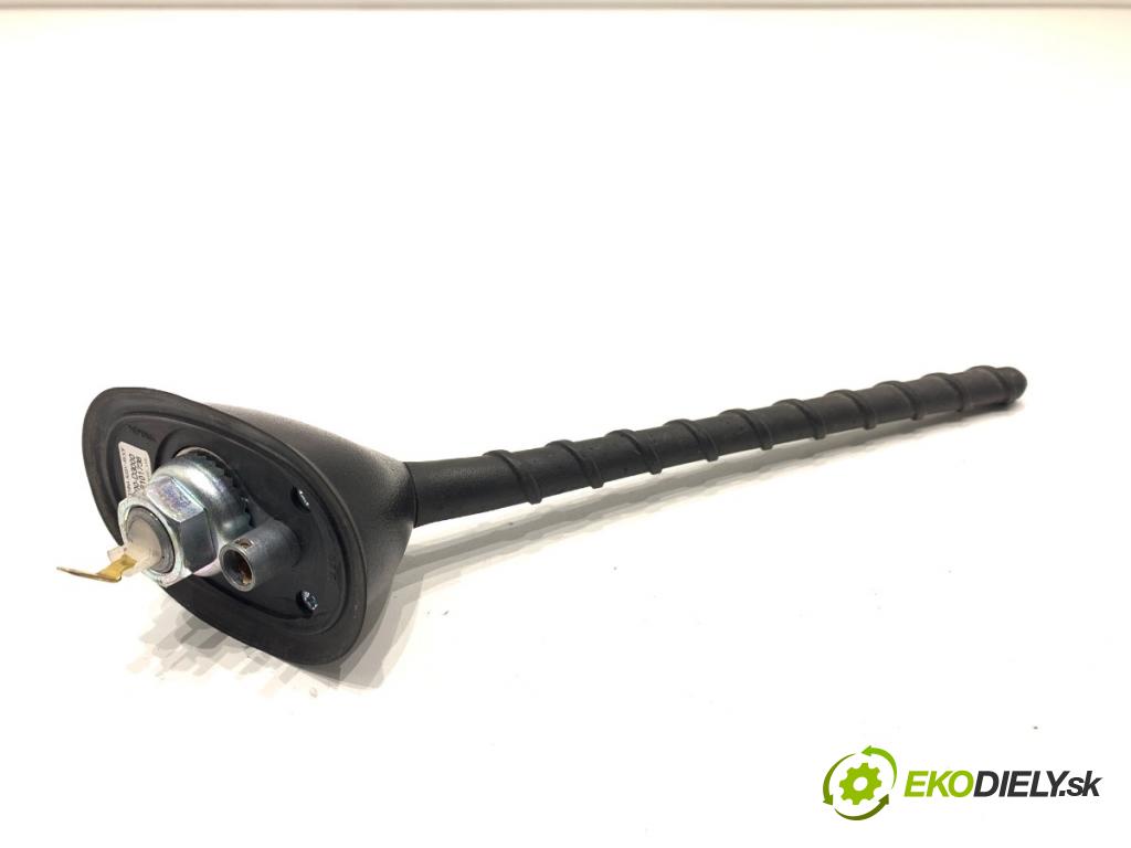 HYUNDAI TUCSON SUV 2015 130 kW 1.6 T-GDi 1591 ANTENA 96200-D3000