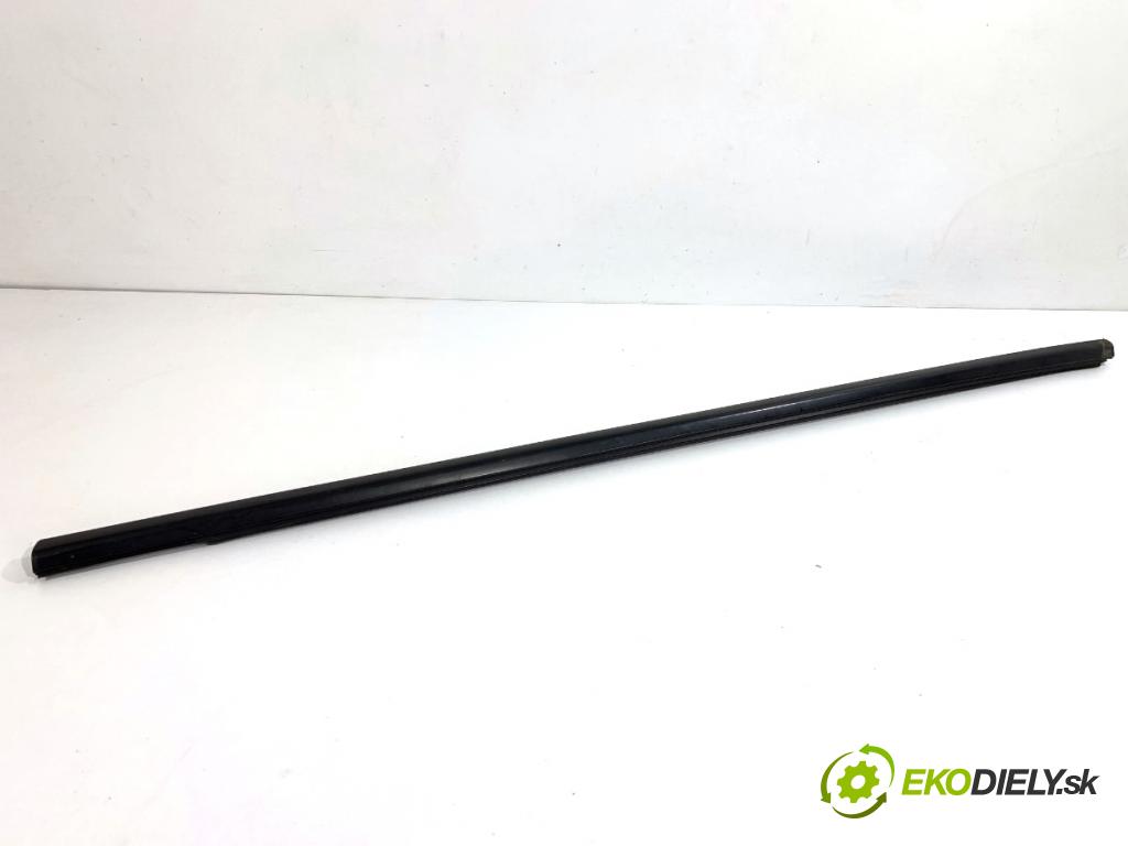 HYUNDAI TUCSON SUV 2015 130 kW 1.6 T-GDi 1591 lišta Sbírání: přední část levý 