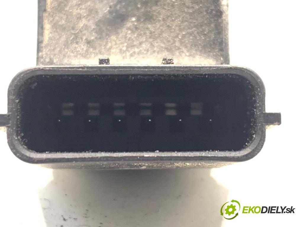 HYUNDAI TUCSON SUV 2015 130 kW 1.6 T-GDi 1591 snímač PDC 95720-D3000Y3Y