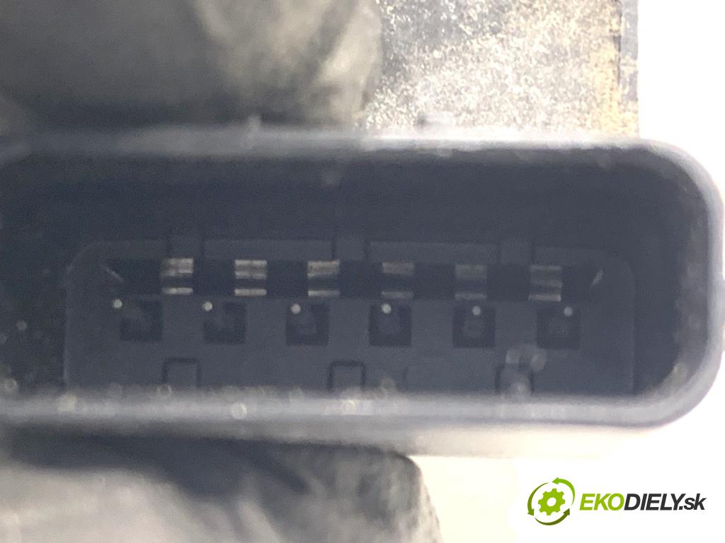 HYUNDAI TUCSON SUV 2015 130 kW 1.6 T-GDi 1591 snímač PDC 95720-D3000Y3Y