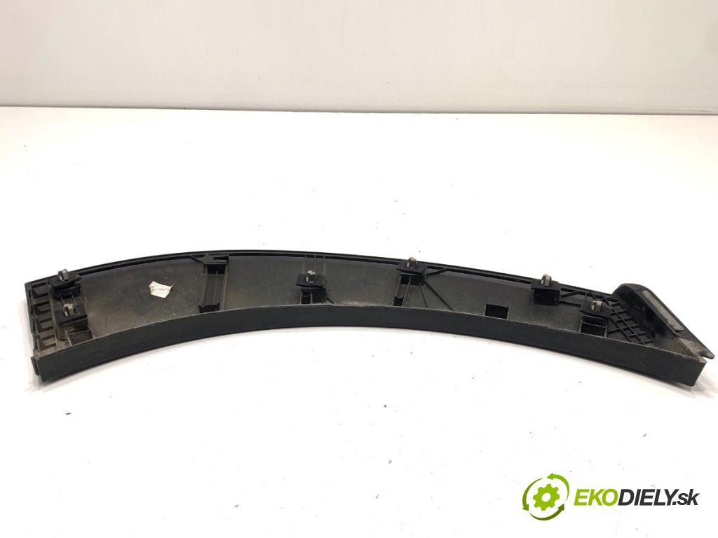 HYUNDAI TUCSON SUV 2015 130 kW 1.6 T-GDi 1591 lišta blatníka zadní část levá strana 87743-D7000 (Lišta)
