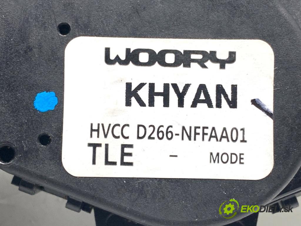 HYUNDAI TUCSON SUV 2015 130 kW 1.6 T-GDi 1591 motor topení D266-NFFAA01