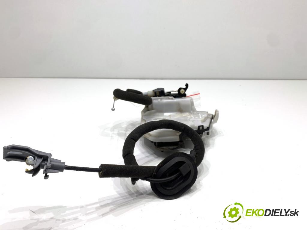 RENAULT ARKANA I SUV 2021 69 kW 1.5 E-TECH 145 1598 zámok dveře levý zadní část