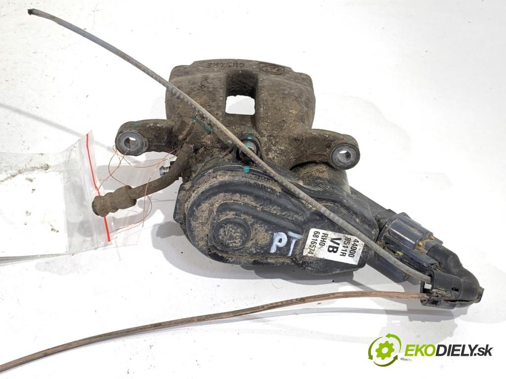 RENAULT ARKANA I SUV 2021 69 kW 1.5 E-TECH 145 1598 brzdič třmen pravý zadní část 440008511R