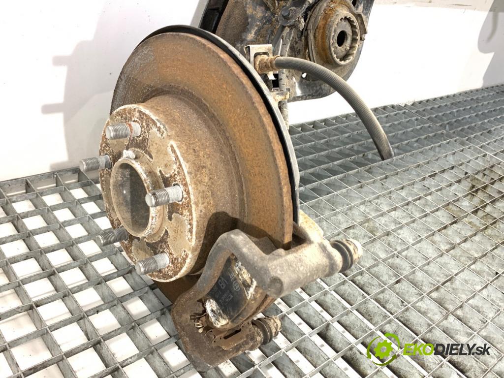 RENAULT ARKANA I SUV 2021 69 kW 1.5 E-TECH 145 1598 výztuha zadní část