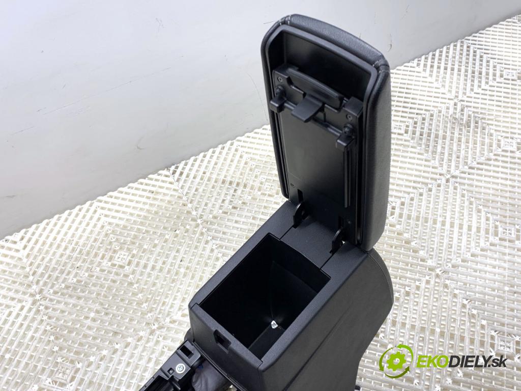 RENAULT ARKANA I SUV 2021 69 kW 1.5 E-TECH 145 1598 Tunel středový  (Středový tunel)