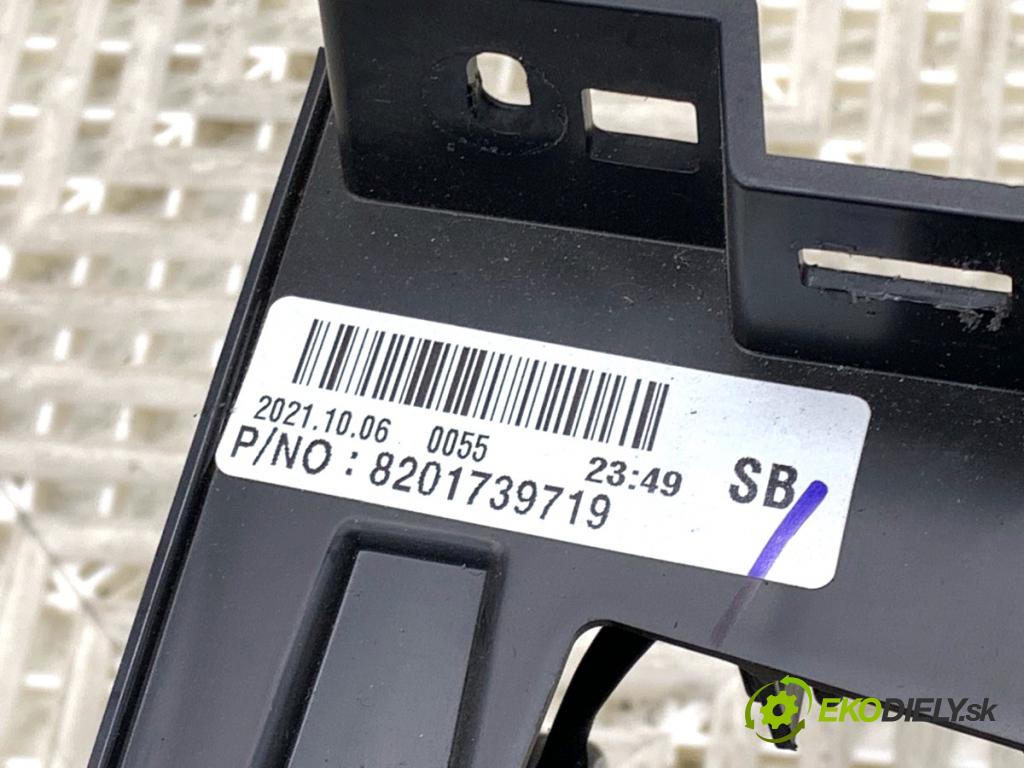 RENAULT ARKANA I SUV 2021 69 kW 1.5 E-TECH 145 1598 Tunel středový  (Středový tunel)