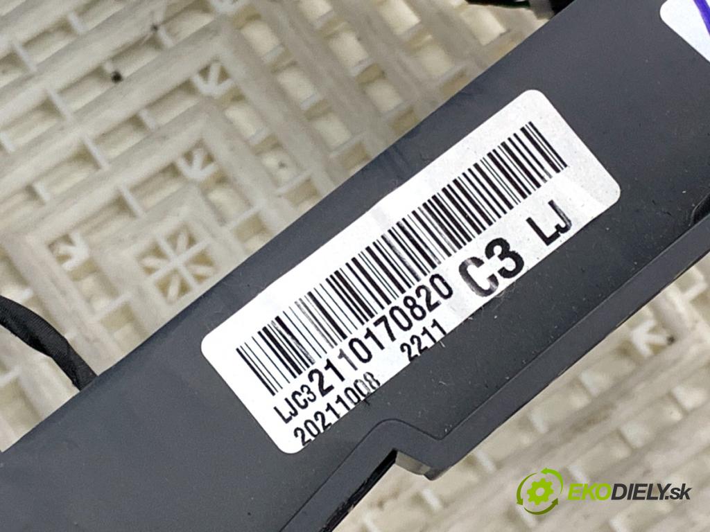 RENAULT ARKANA I SUV 2021 69 kW 1.5 E-TECH 145 1598 Tunel středový  (Středový tunel)