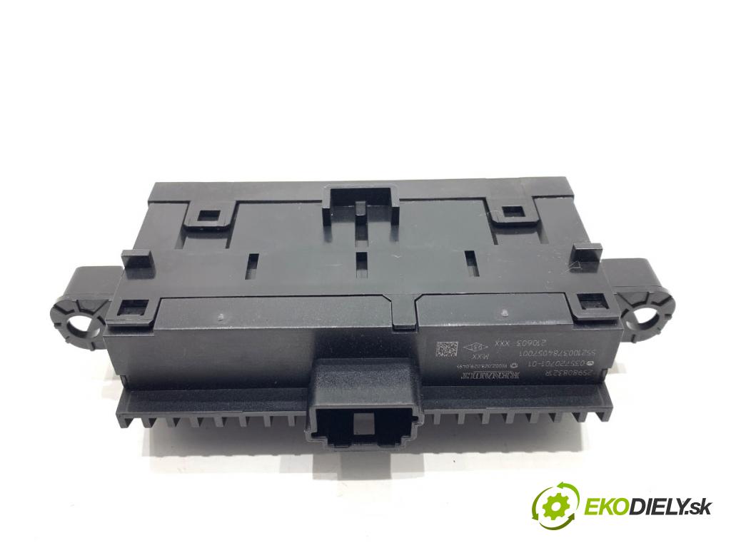 RENAULT ARKANA I SUV 2021 69 kW 1.5 E-TECH 145 1598 Prepínač nastavenia svetiel 259808321R (Prepínacie páčky pod volantom)