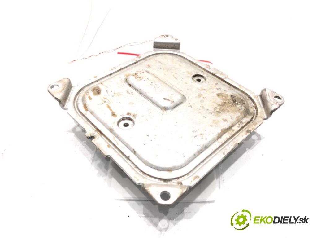 RENAULT ARKANA I SUV 2021 69 kW 1.5 E-TECH 145 1598 Menič XENON 260556623R (Riadiaca jednotka xenónu)