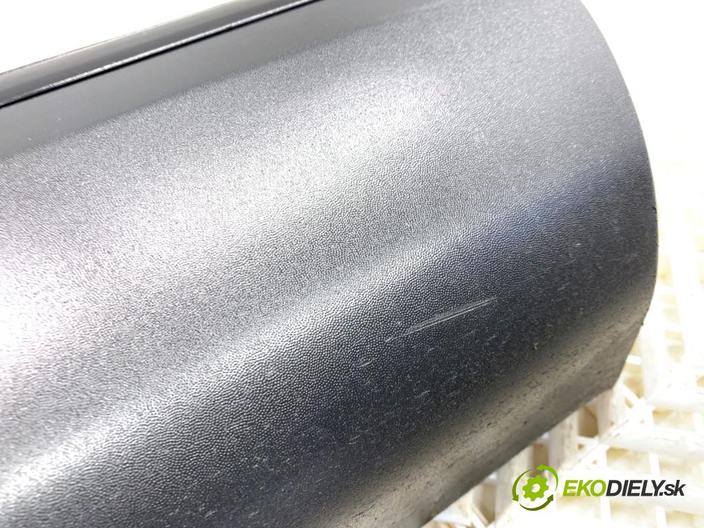 RENAULT ARKANA I SUV 2021 69 kW 1.5 E-TECH 145 1598 lišta dveře pravý zadní část 828764986R