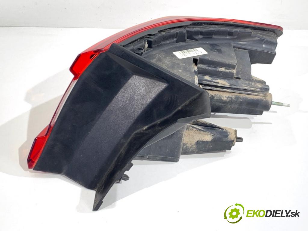 RENAULT ARKANA I SUV 2021 69 kW 1.5 E-TECH 145 1598 světlo levý zadní část 265552466R