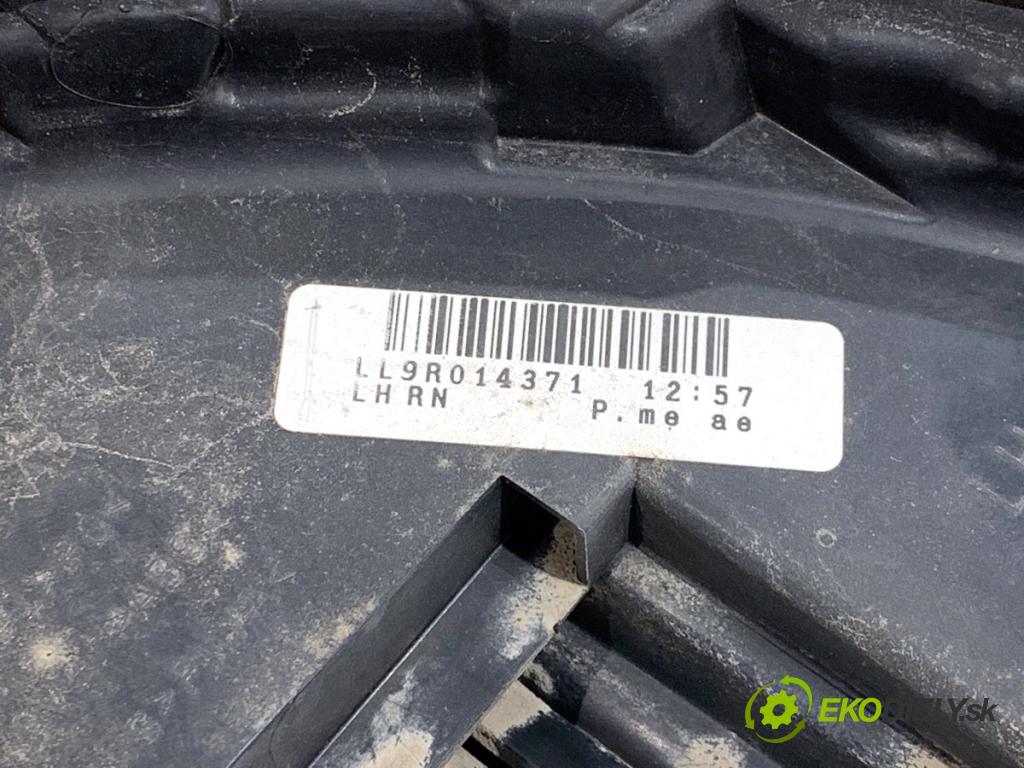 RENAULT ARKANA I SUV 2021 69 kW 1.5 E-TECH 145 1598 světlo levý zadní část 265552466R