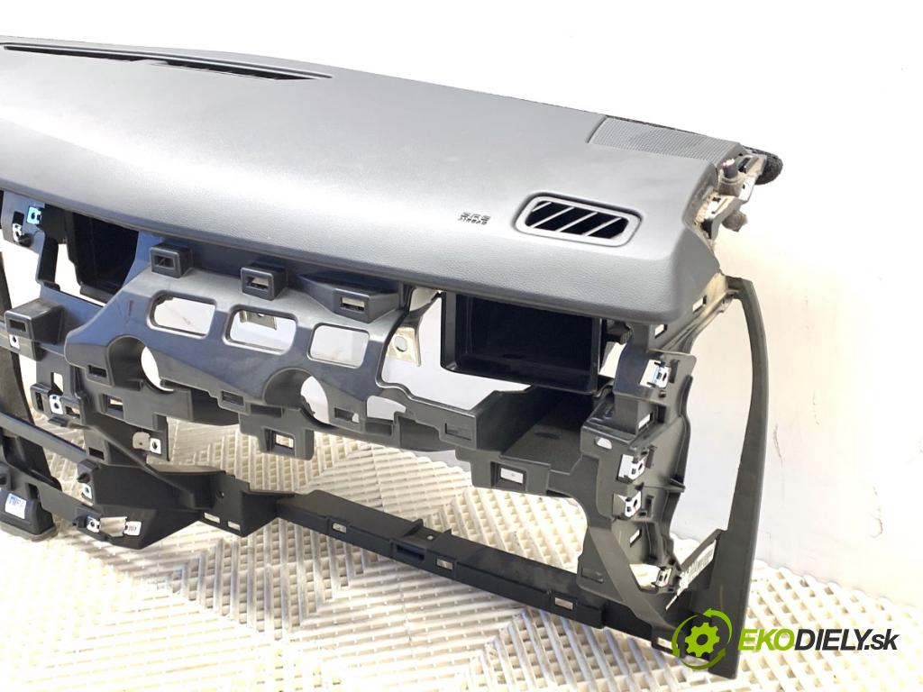 RENAULT ARKANA I SUV 2021 69 kW 1.5 E-TECH 145 1598 palubní doska POLŠTÁŘ: spolujezdce