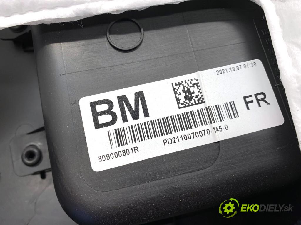 RENAULT ARKANA I SUV 2021 69 kW 1.5 E-TECH 145 1598 ča dveře pravý zadní část 809000801R