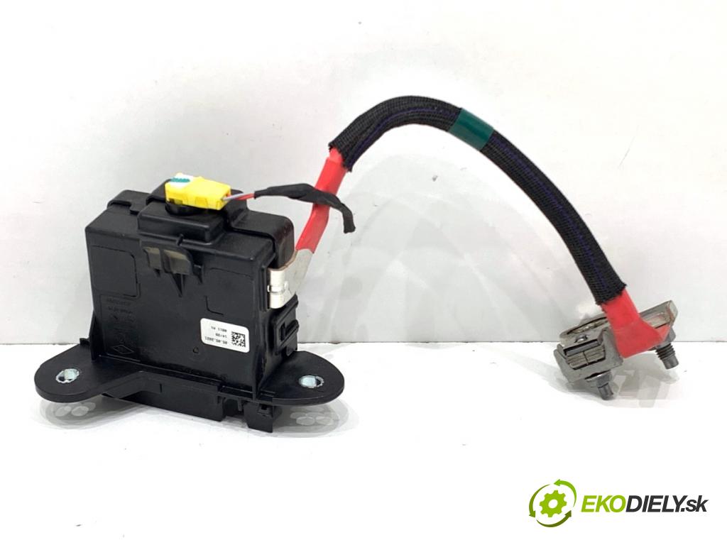 RENAULT ARKANA I SUV 2021 69 kW 1.5 E-TECH 145 1598 svorka plus 285A82523R