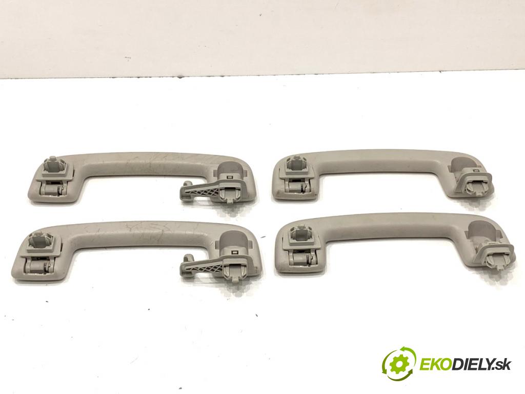 RENAULT ARKANA I SUV 2021 69 kW 1.5 E-TECH 145 1598 rúčky čalunenie