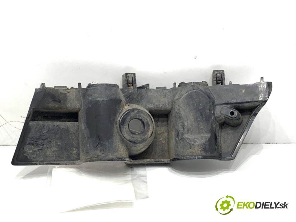 RENAULT ARKANA I SUV 2021 69 kW 1.5 E-TECH 145 1598 Úchyt nárazníka pravy predný 622225554R