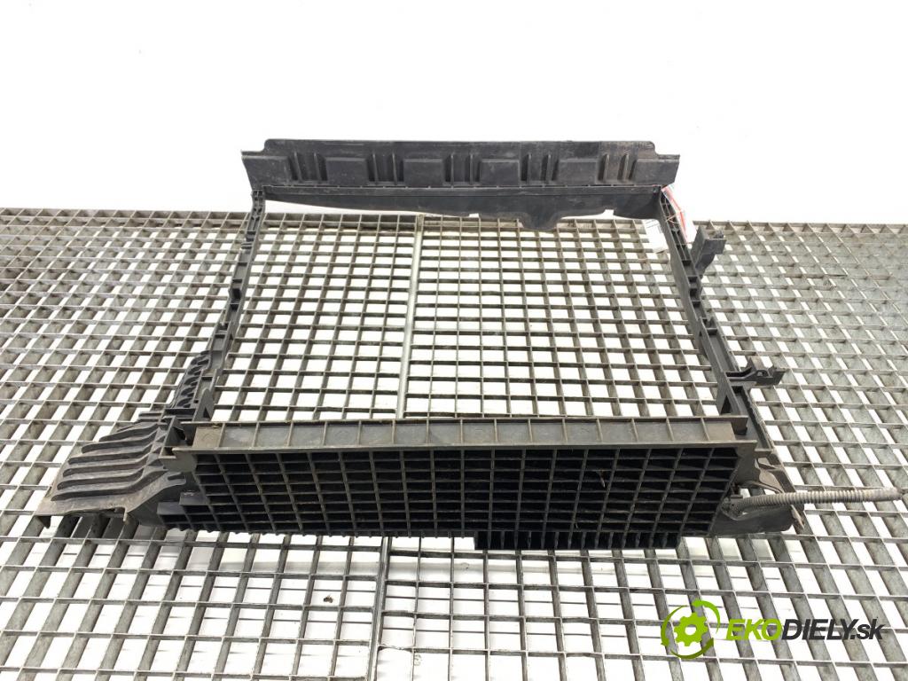 RENAULT ARKANA I SUV 2021 69 kW 1.5 E-TECH 145 1598 volant vzduchu 214995476R