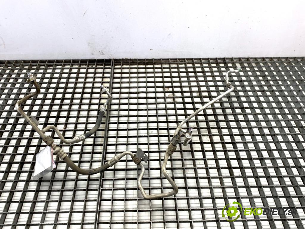 RENAULT ARKANA I SUV 2021 69 kW 1.5 E-TECH 145 1598 rúrka klimatizace 924408697R (Trubka klimatizace)