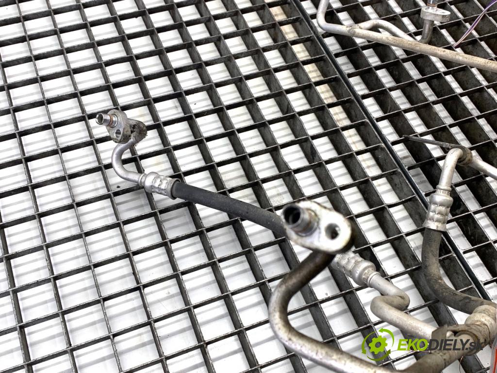 RENAULT ARKANA I SUV 2021 69 kW 1.5 E-TECH 145 1598 rúrka klimatizace 924408697R (Trubka klimatizace)