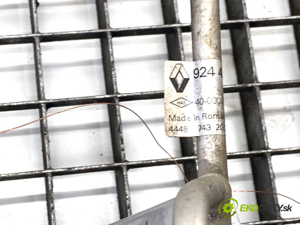 RENAULT ARKANA I SUV 2021 69 kW 1.5 E-TECH 145 1598 rúrka klimatizace 924408697R (Trubka klimatizace)