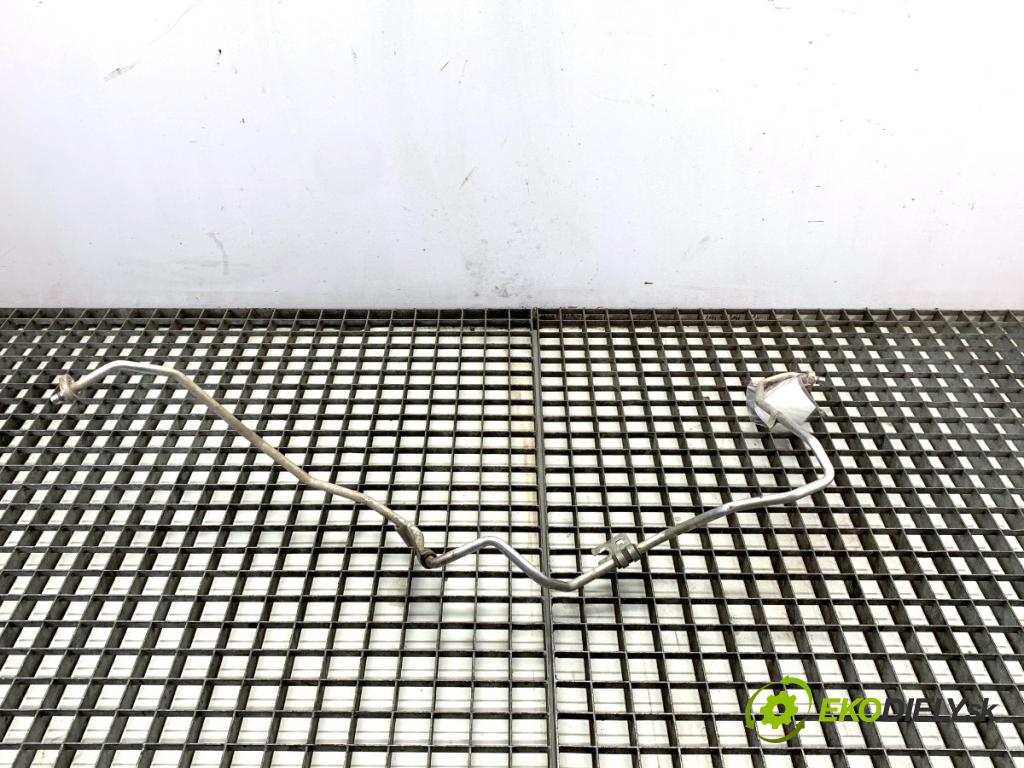 RENAULT ARKANA I SUV 2021 69 kW 1.5 E-TECH 145 1598 rúrka klimatizace 924404114R (Trubka klimatizace)