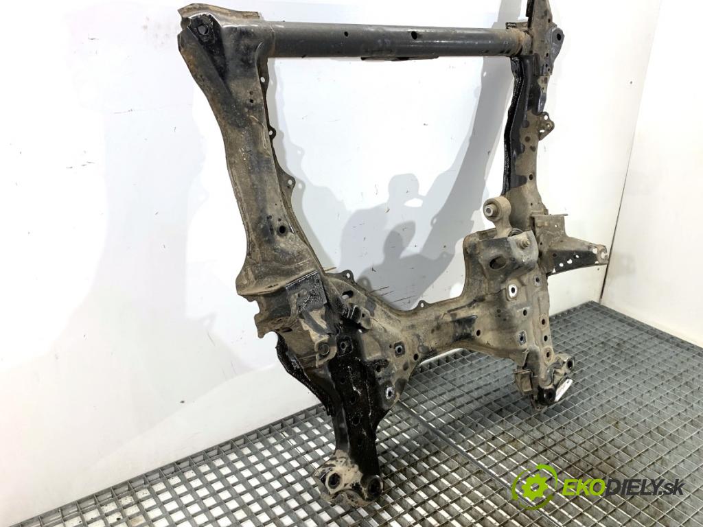 HONDA CR-V III SUV 2009 103 kW 2.2 i-CTDi 4WD (RE6) 2204 výztuha pod motor  (Přední výztuha)