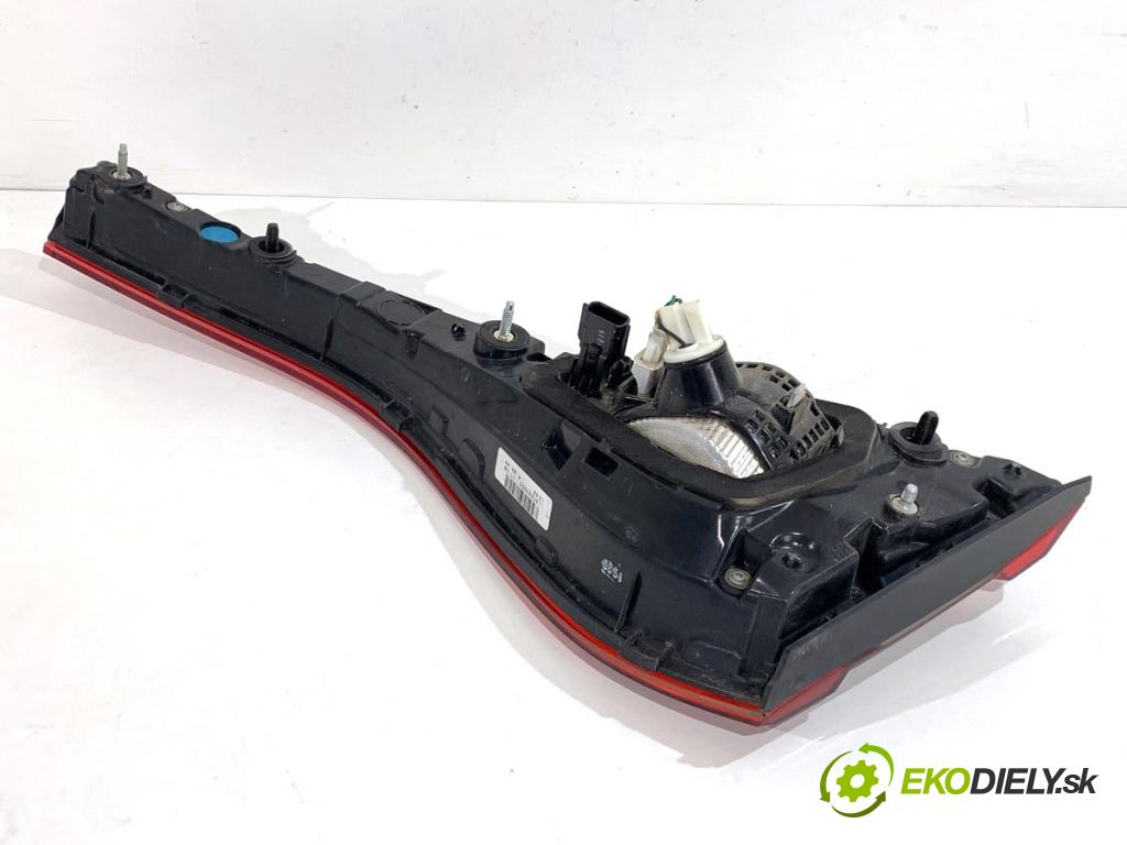 RENAULT ARKANA I SUV 2021 69 kW 1.5 E-TECH 145 1598 světlo zadní část levá strana vnitřní 265556583R (Klika dveří ostatní)