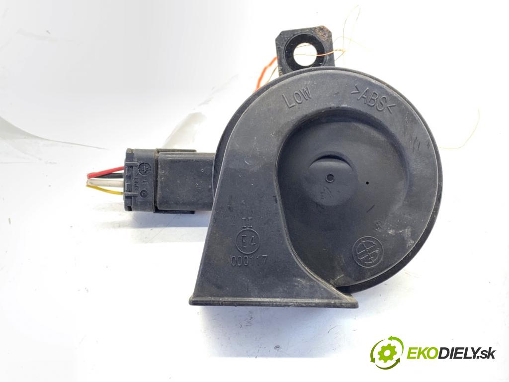 RENAULT ARKANA I SUV 2021 69 kW 1.5 E-TECH 145 1598 klaksón 256203377R