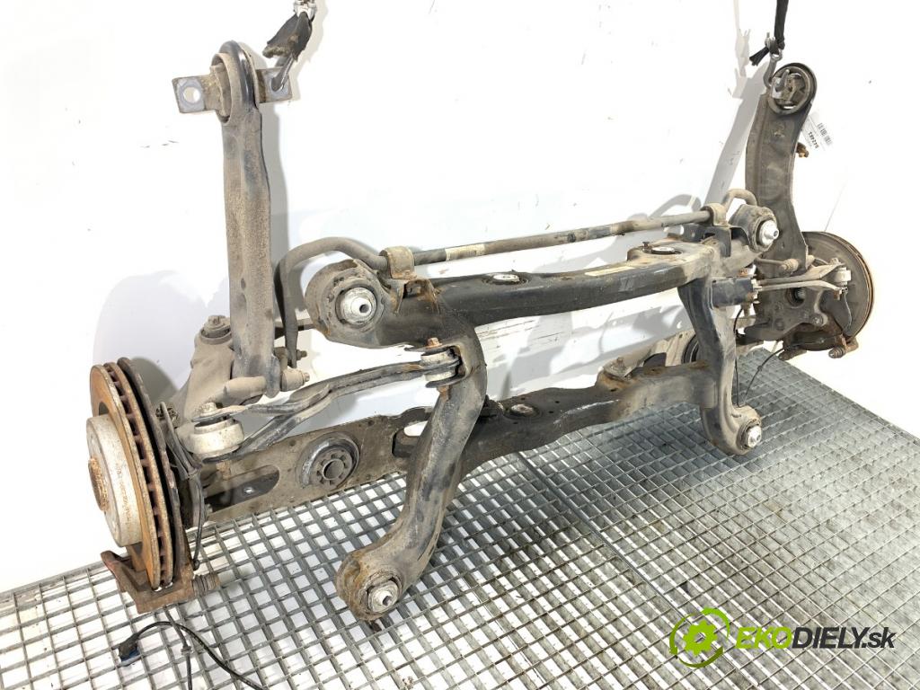 MERCEDES-BENZ CLA coupe coupe 2014 155 kW CLA 250 4-matic (117.346) 1991 Výstuha zad 1763502400