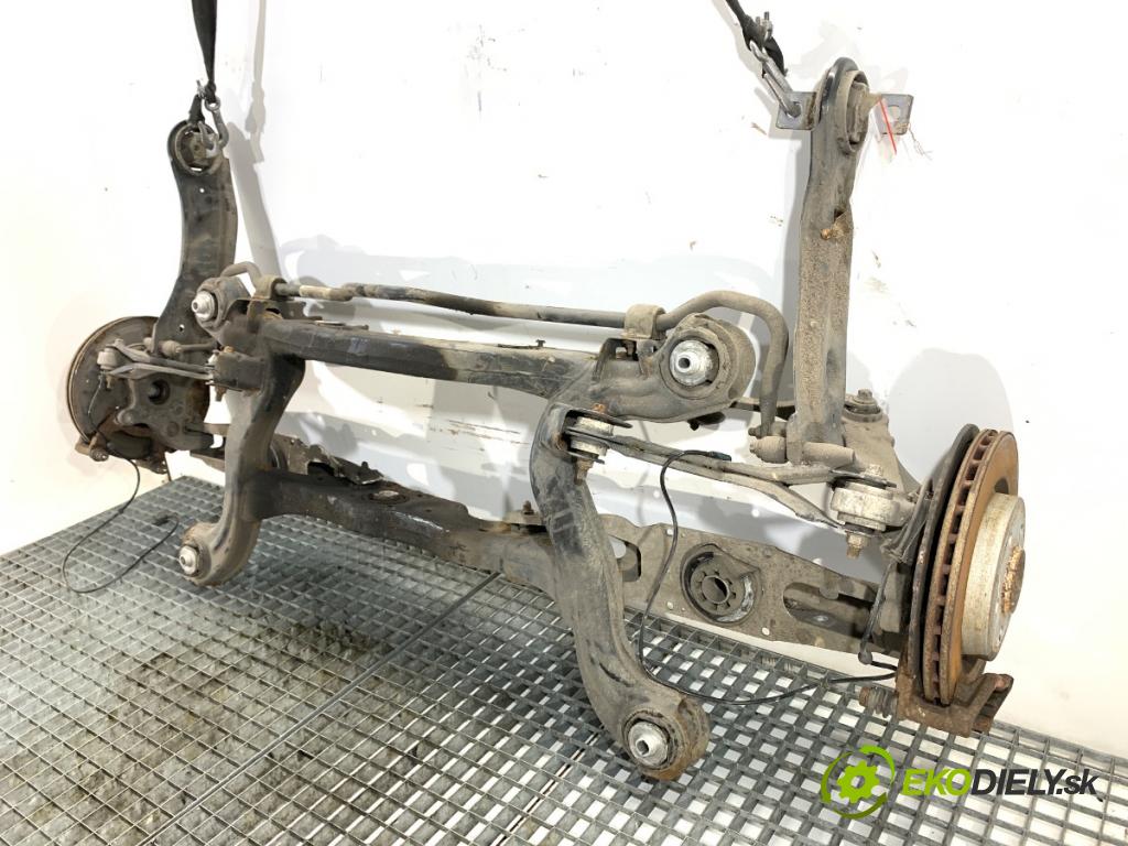 MERCEDES-BENZ CLA coupe coupe 2014 155 kW CLA 250 4-matic (117.346) 1991 Výstuha zad 1763502400