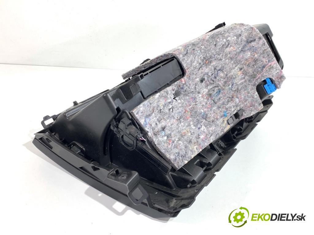 MERCEDES-BENZ CLA coupe coupe 2014 155 kW CLA 250 4-matic (117.346) 1991 přihrádka kastlík spolujezdce 1766800091 (Přihrádka (kastlík))