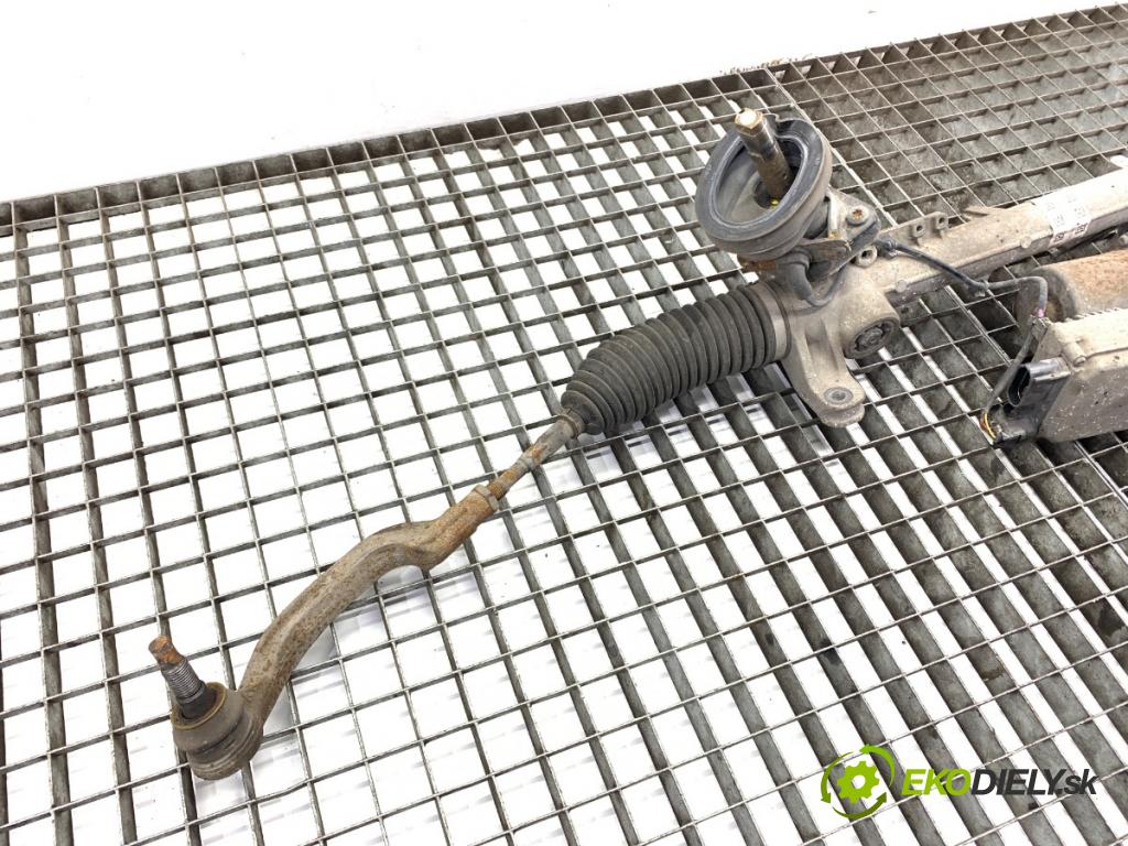 MERCEDES-BENZ CLA coupe coupe 2014 155 kW CLA 250 4-matic (117.346) 1991 riadenie volantu Riadenie 6820000221 6700003026A