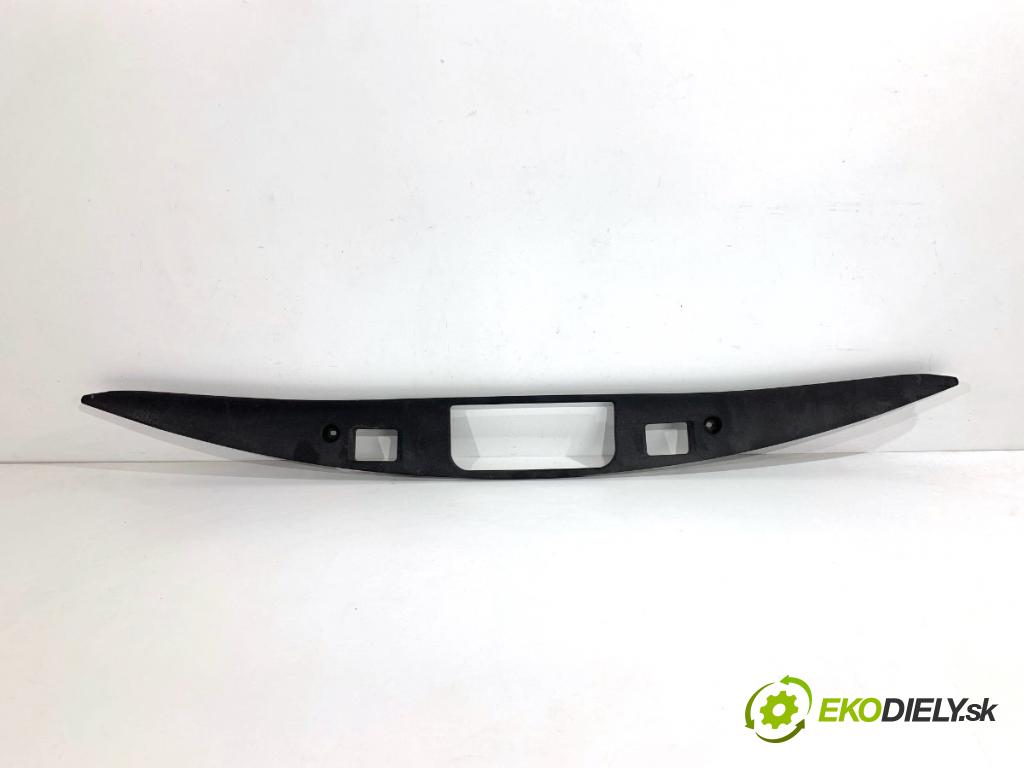 MERCEDES-BENZ CLA coupe coupe 2014 155 kW CLA 250 4-matic (117.346) 1991 lišta dveří zadní část A1177500093