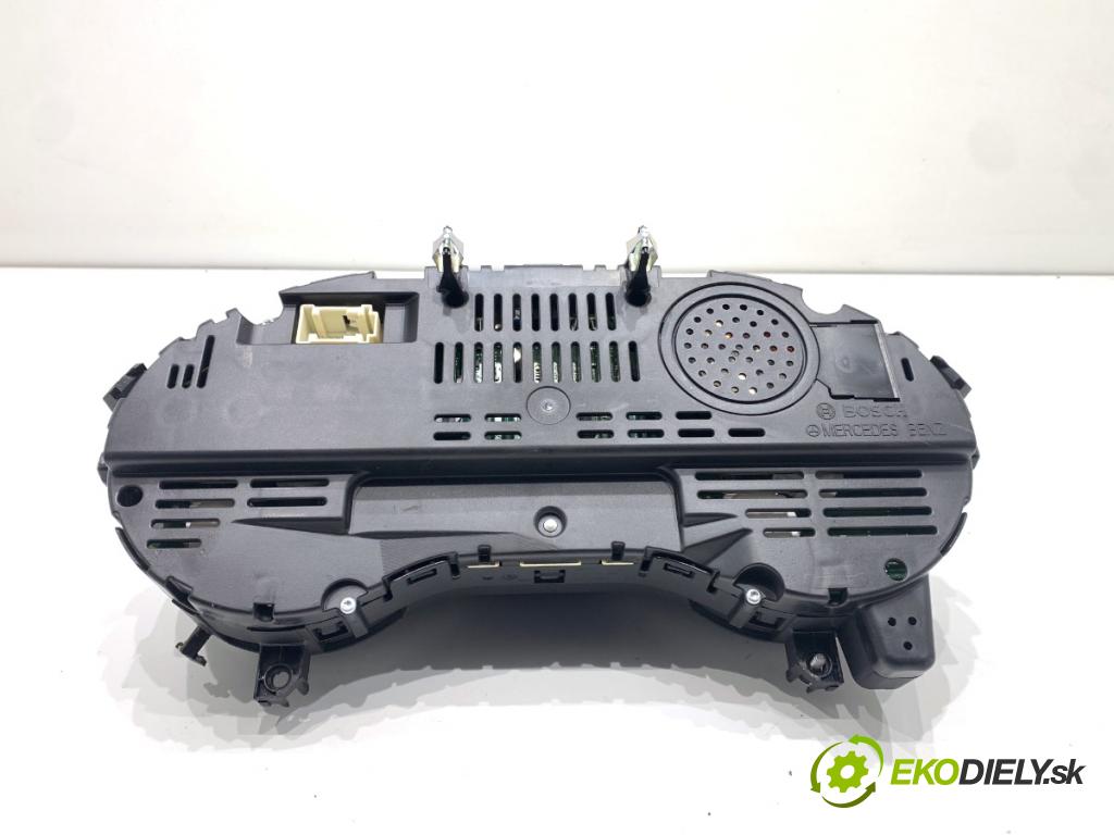 MERCEDES-BENZ CLA coupe coupe 2014 155 kW CLA 250 4-matic (117.346) 1991 Prístrojovka A1179007500 (Prístrojová doska)