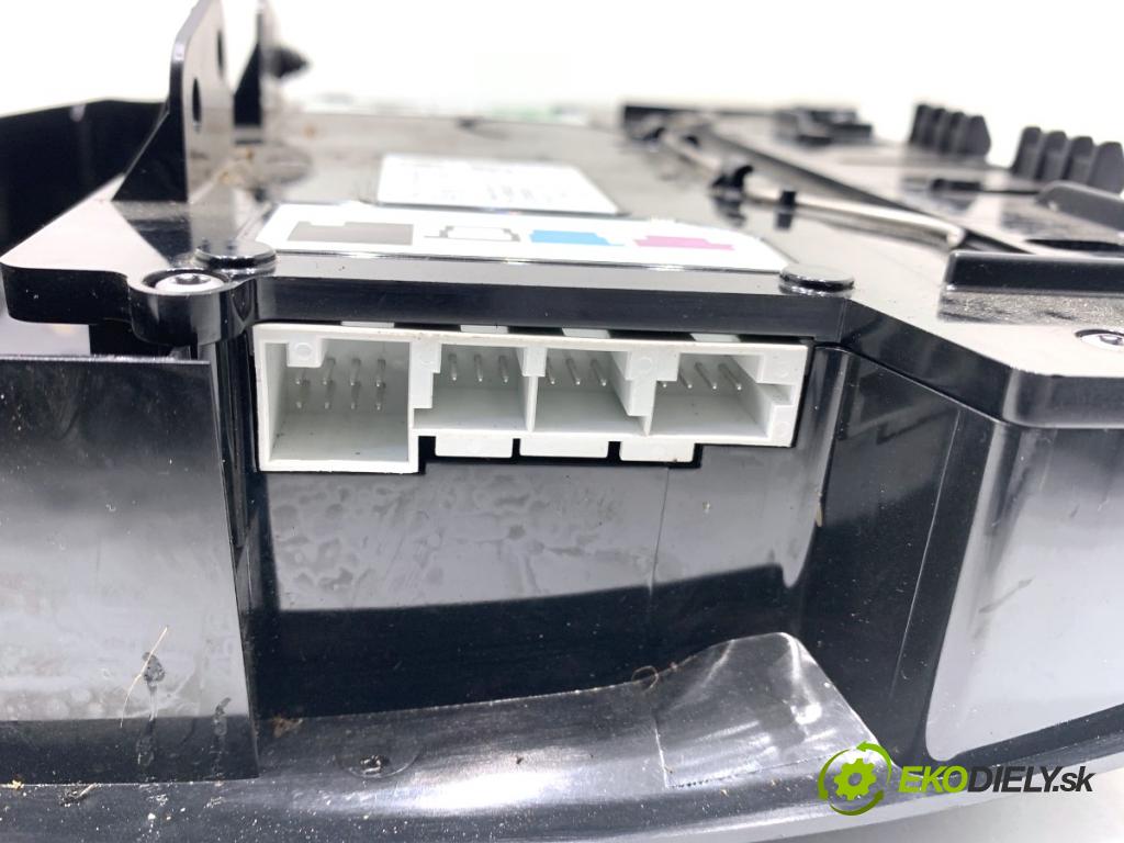 MERCEDES-BENZ CLA coupe coupe 2014 155 kW CLA 250 4-matic (117.346) 1991 světlo stropní A0009007503