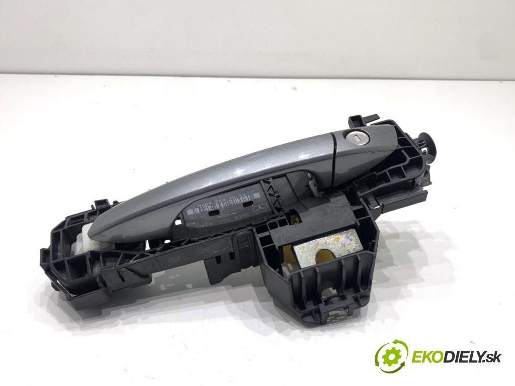 MERCEDES-BENZ CLA coupe coupe 2014 155 kW CLA 250 4-matic (117.346) 1991 klika vnejší levý přední část A2047601534