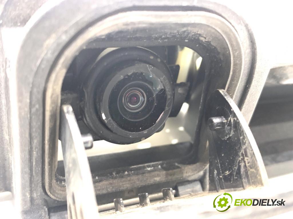 MERCEDES-BENZ CLA coupe coupe 2014 155 kW CLA 250 4-matic (117.346) 1991 KAMERA A2227500593