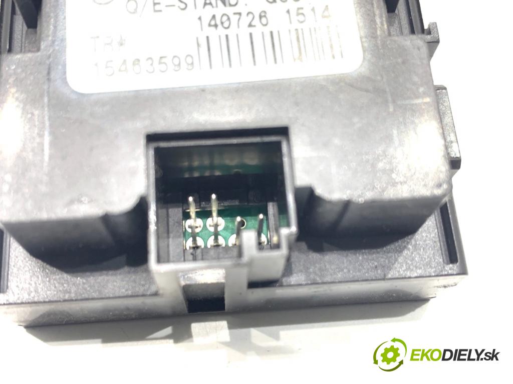 MERCEDES-BENZ CLA coupe coupe 2014 155 kW CLA 250 4-matic (117.346) 1991 kulisa brzdy ruční brzdy A2469050451