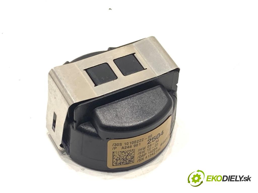 MERCEDES-BENZ CLA coupe coupe 2014 155 kW CLA 250 4-matic (117.346) 1991 Snímač dažďa A2469012504 (Snímač dažďa)