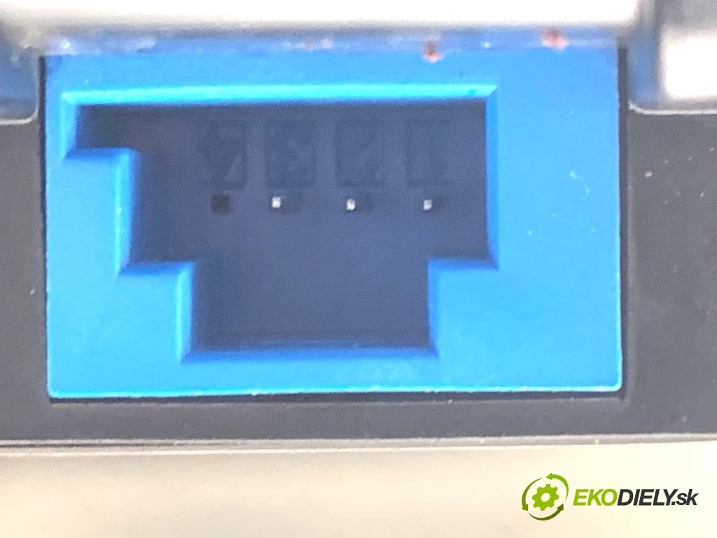 MERCEDES-BENZ CLA coupe coupe 2014 155 kW CLA 250 4-matic (117.346) 1991 Snímač dažďa A2469012504 (Snímač dažďa)