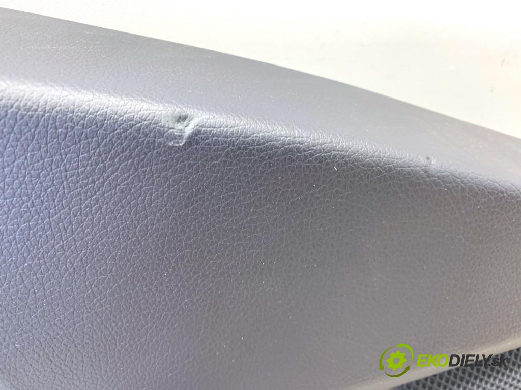 MERCEDES-BENZ CLA coupe coupe 2014 155 kW CLA 250 4-matic (117.346) 1991 ča dveře levý zadní část