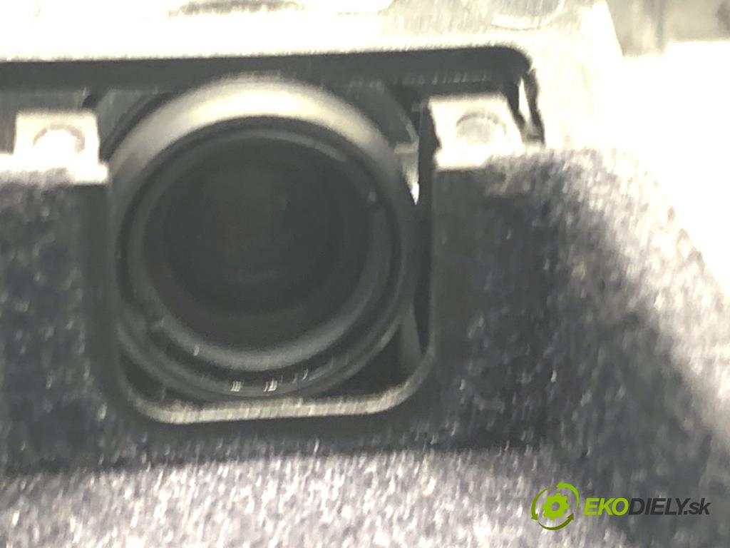 MERCEDES-BENZ CLA coupe coupe 2014 155 kW CLA 250 4-matic (117.346) 1991 KAMERA okna PŘEDNÍ A0009057302