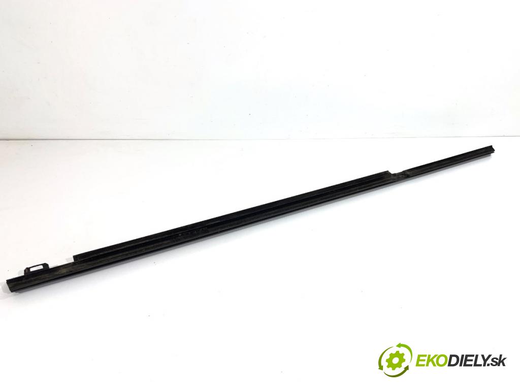 MERCEDES-BENZ CLA coupe coupe 2014 155 kW CLA 250 4-matic (117.346) 1991 lišta Sbírání: zadní část levý A1177350382