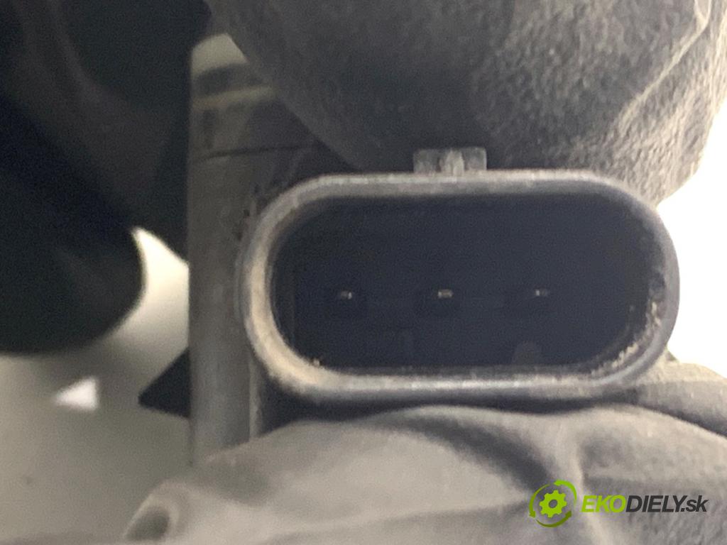 MERCEDES-BENZ CLA coupe coupe 2014 155 kW CLA 250 4-matic (117.346) 1991 snímač PDC A0009059300