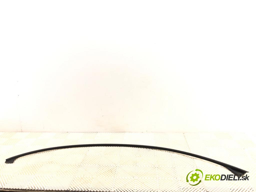 MERCEDES-BENZ CLA coupe coupe 2014 155 kW CLA 250 4-matic (117.346) 1991 lišta dveří pravá 