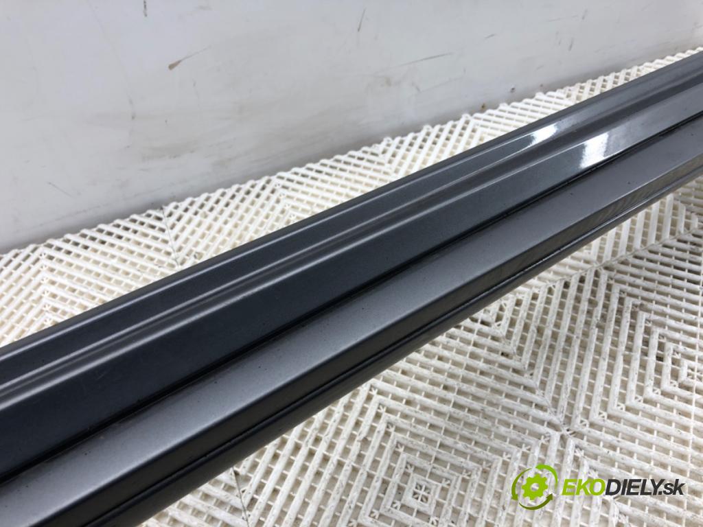 MERCEDES-BENZ CLA coupe coupe 2014 155 kW CLA 250 4-matic (117.346) 1991 lišta násada prahu přední část levá strana