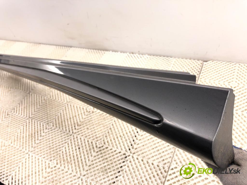 MERCEDES-BENZ CLA coupe coupe 2014 155 kW CLA 250 4-matic (117.346) 1991 lišta násada prahu přední část levá strana